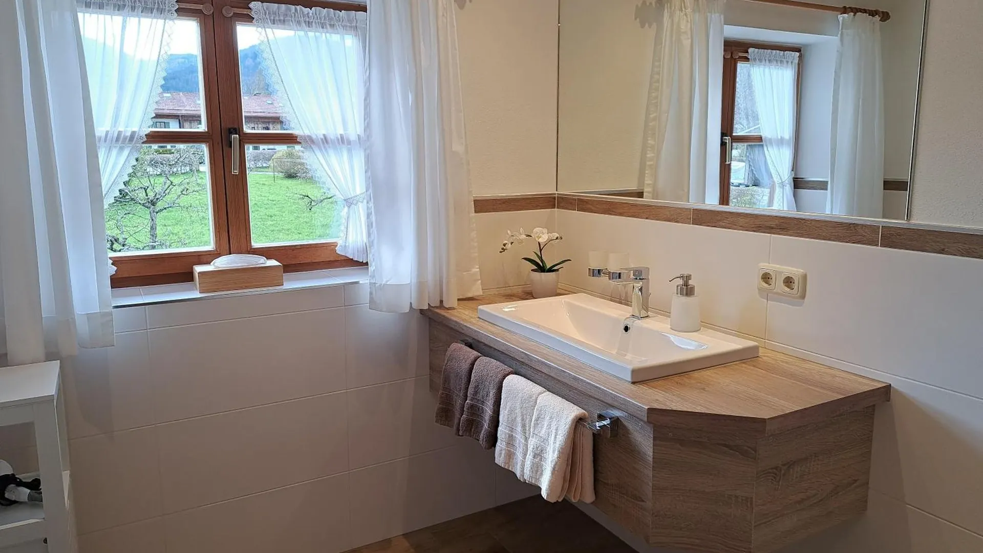 Schlosserhof Am See Bad Wiessee Apartment